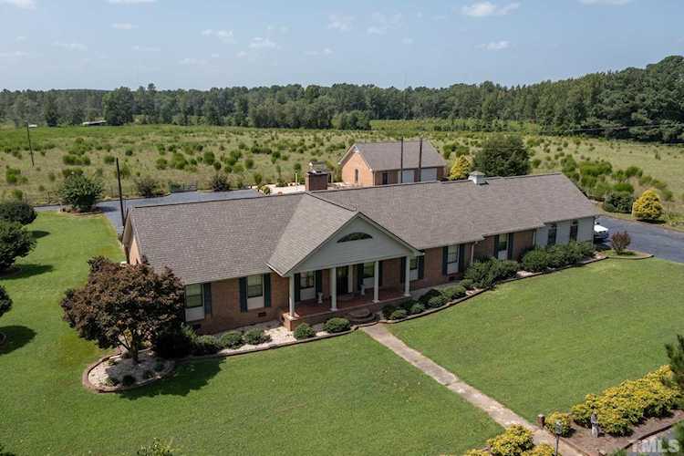 5233 W Us 70 Business Highway Clayton, NC 27520
