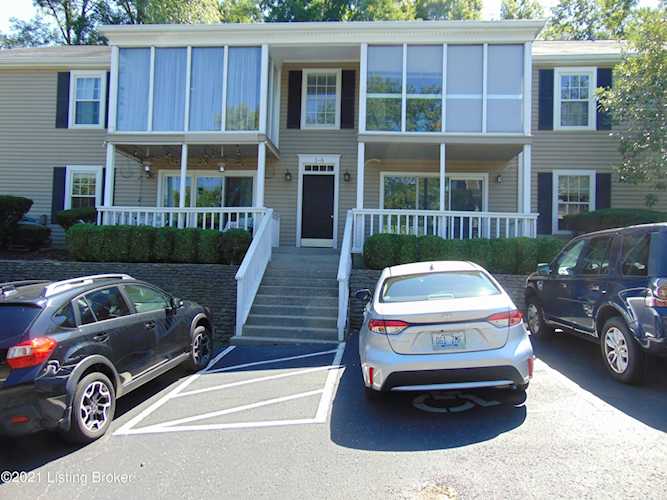 410 Mockingbird Valley Rd #2 Louisville, KY 40207