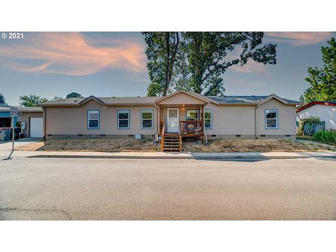503 N 1st St Carlton, OR 97111