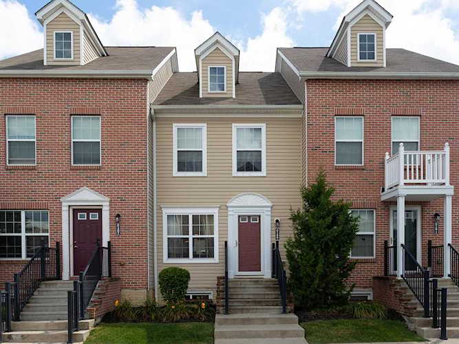 8289 Bruntsfield Road Columbus, OH 43235