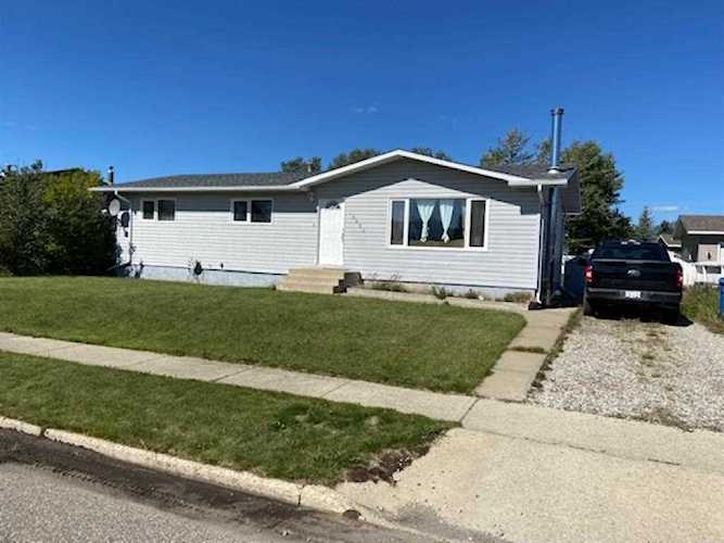 10830 99 Ave Grande Cache, AB T0E 0Y0