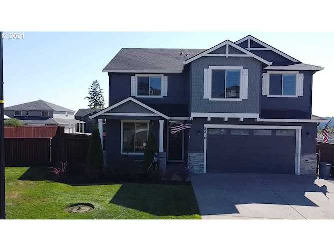 2316 E 7th Cir La Center, WA 98629