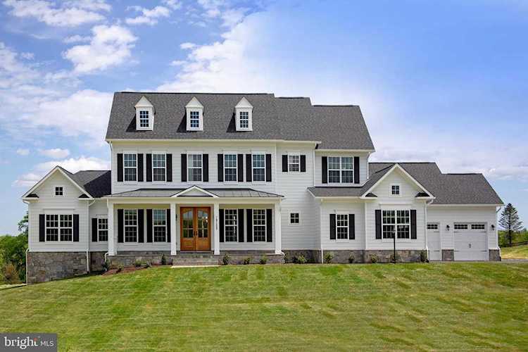 35583 Trebor Ln Round Hill, VA 20141