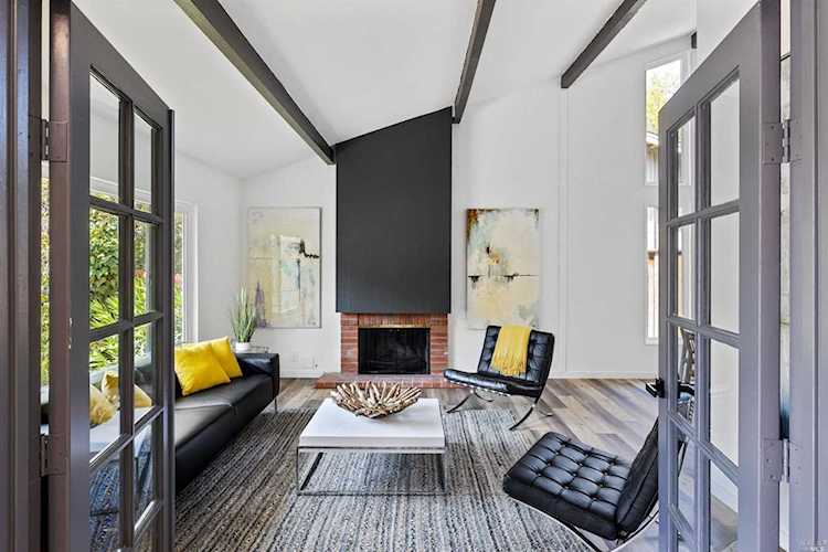 19 Mount Muir Court San Rafael, CA 94903
