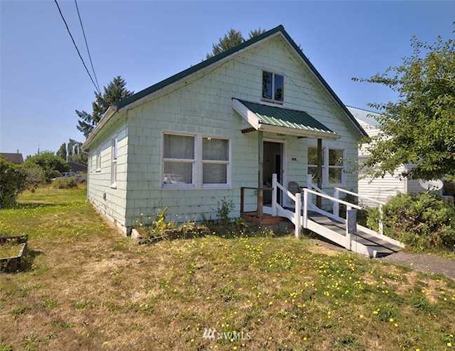 310 Quincy St South Bend, WA 98586