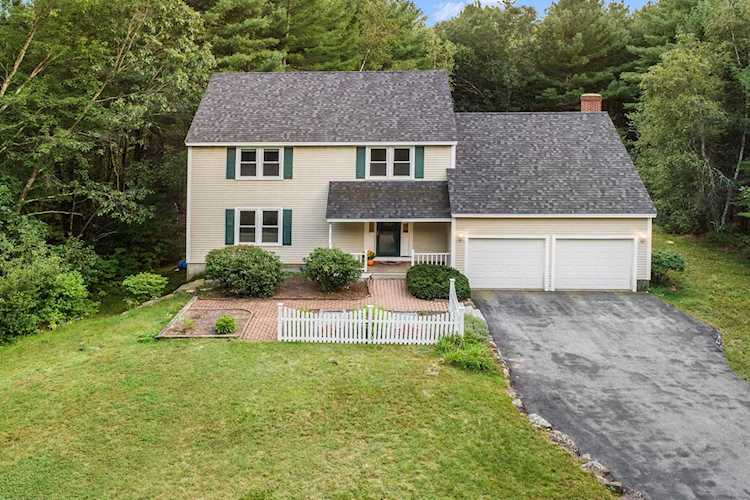 94 Hardy Rd Bedford, NH 03110