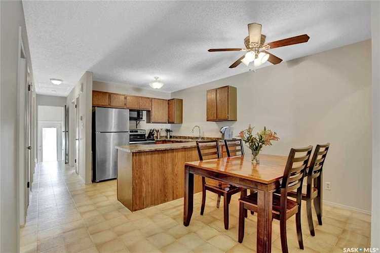 3117 E Dewdney Ave Regina, SK S4N 5K3