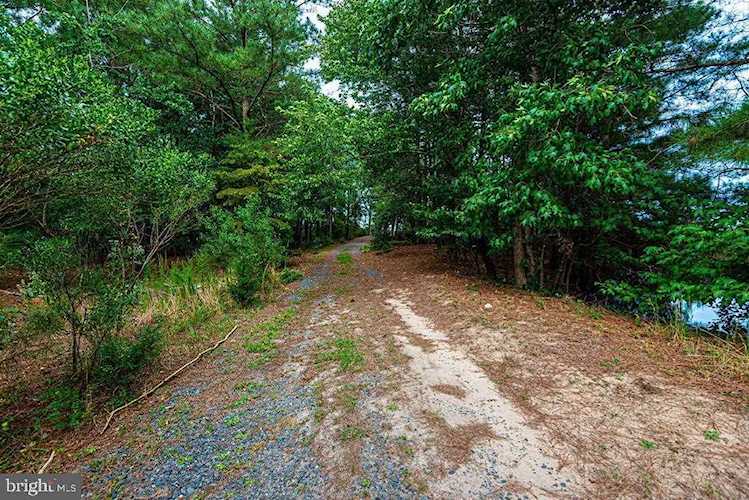 11347 Marina Dr Berlin, MD 21811