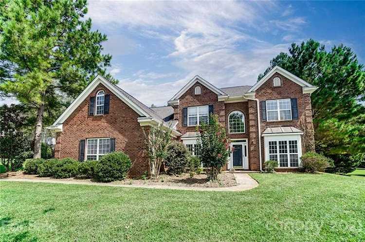 1615 Ambergate Dr Waxhaw, NC 28173