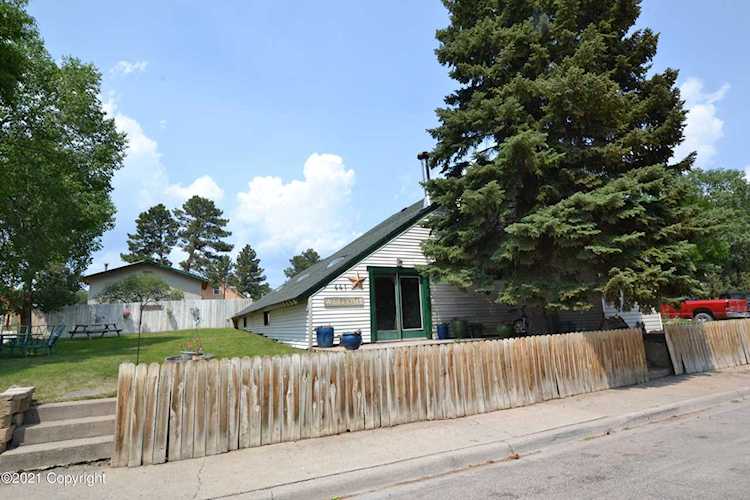 441 - Pine St Newcastle, WYOMING 82701