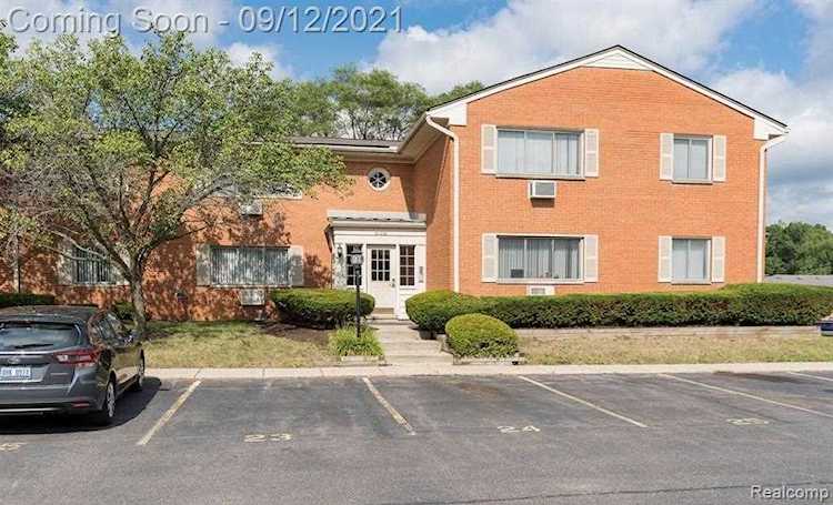 803 Plate St Unit 104 Rochester, MI 48307