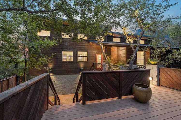1622 S Pace Bend RD #B Spicewood, TX 78669