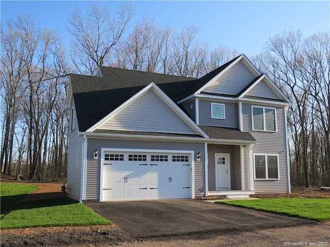 56 Bleeker Circle North Haven, CT 06473