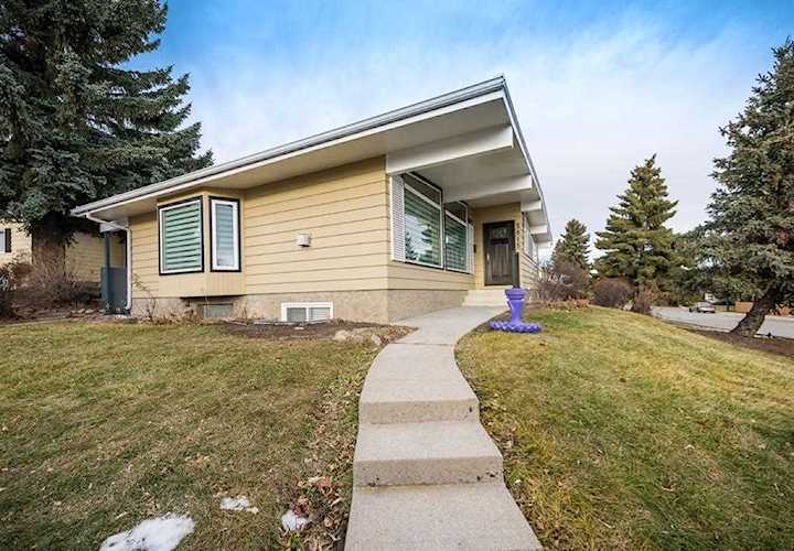 5015 Nanton Rd NW Calgary, AB T2K 2N3