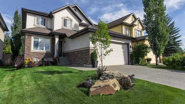 114 Cranleigh Way SE Calgary, AB T3M 0A1