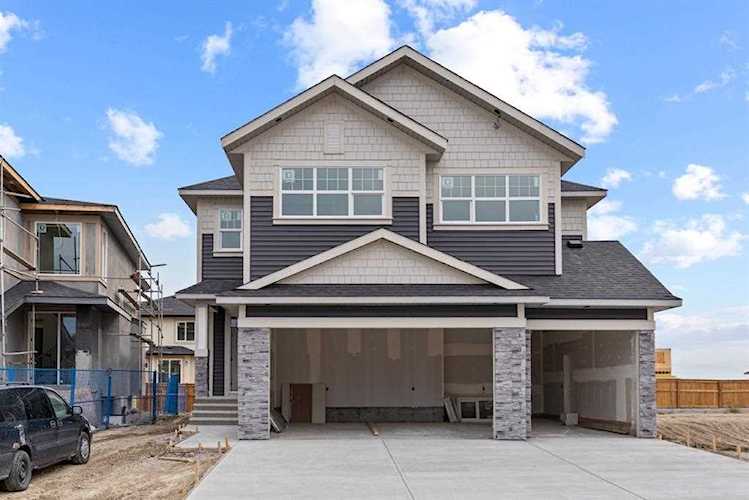 111 Sandpiper Park Chestermere, AB T1X 1Y8