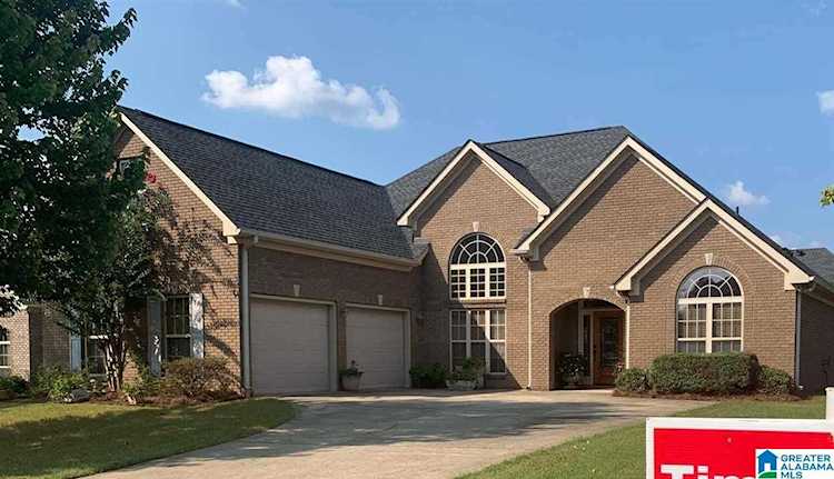 253 Queens Gate Alabaster, AL 35007 | MLS 1296412 Photo 1