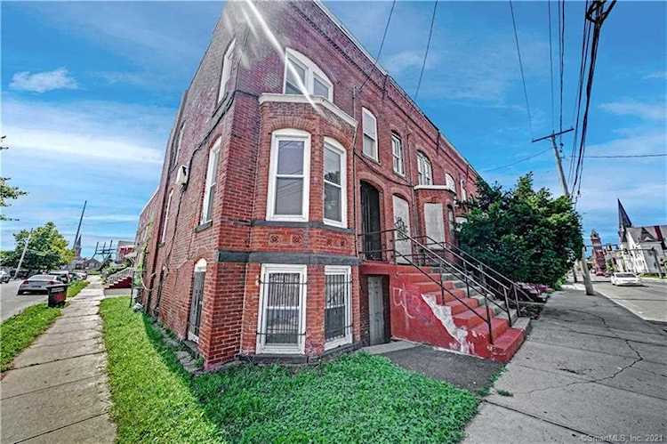 386 Barnum Avenue Bridgeport, CT 06608