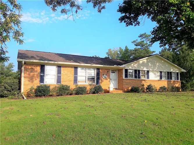 2200 Rockybrook Rd Opelika, AL 36801
