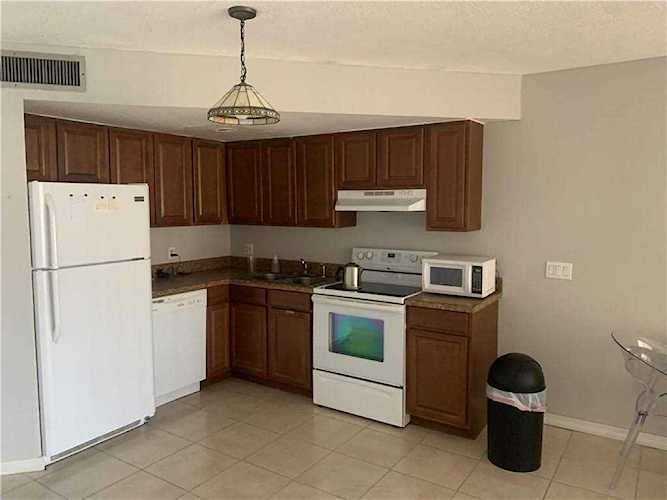 41 Deer Creek Rd #G105 Deerfield Beach, FL 33442