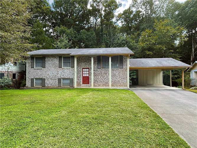 4212 Admiral Dr Chamblee, GA 30341