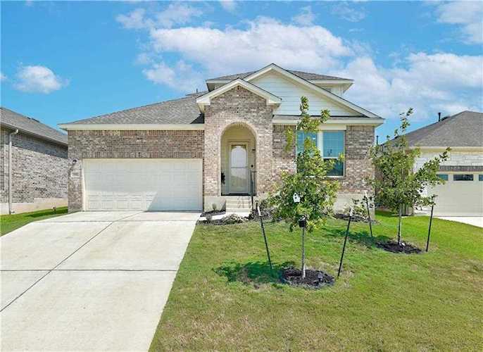 551 Tanda LN Hutto, TX 78634