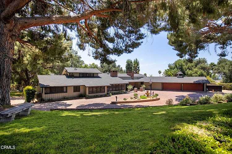 3245 Villa Highlands Dr Pasadena, CA 91107