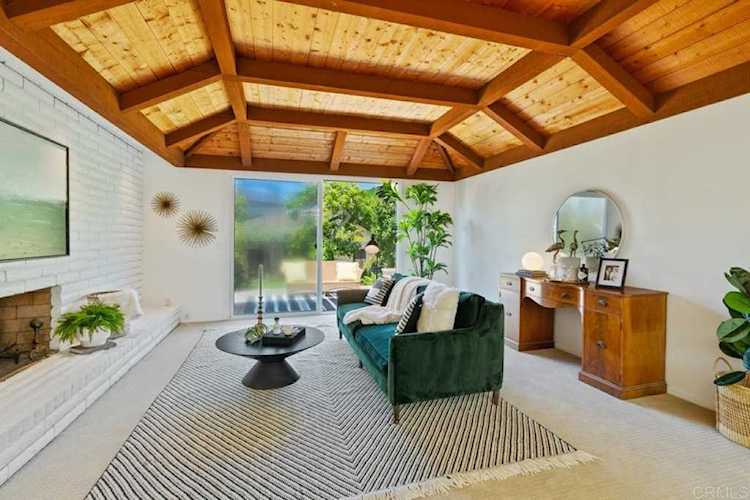 519 S Nardo Ave Solana Beach, CA 92075