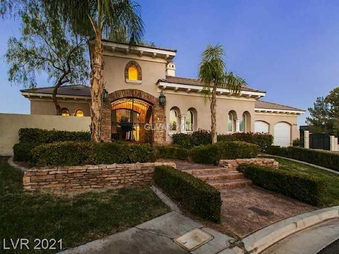 2200 Jamaica Ct Las Vegas, NV 89117