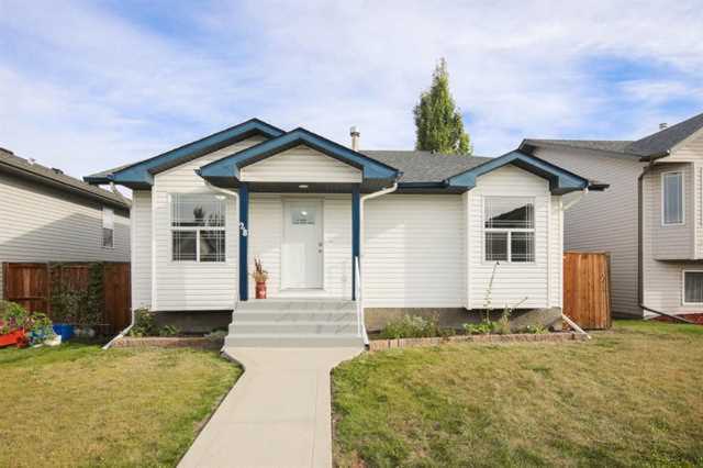 28 Iverson Close Red Deer, AB T4R 3S4