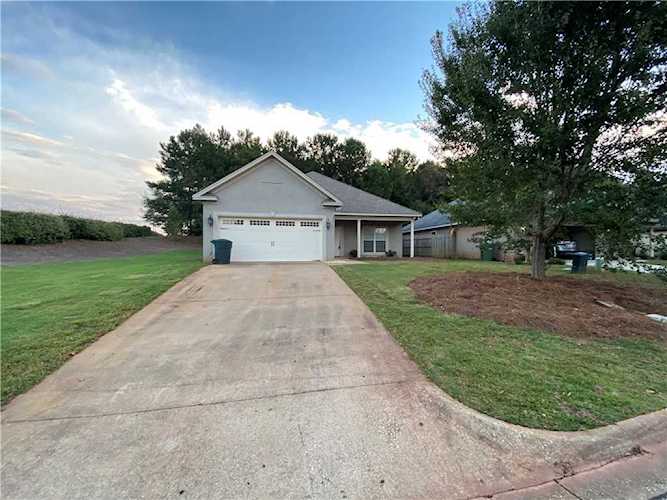 3901 Eagle Ridge Ln Opelika, AL 36801
