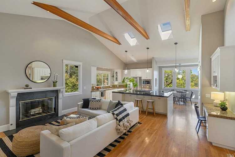 148 Oak Avenue San Anselmo, CA 94960