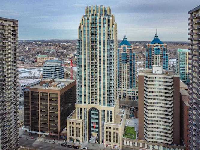 930 6 Ave SW #3504 Calgary, AB T2P 1J3