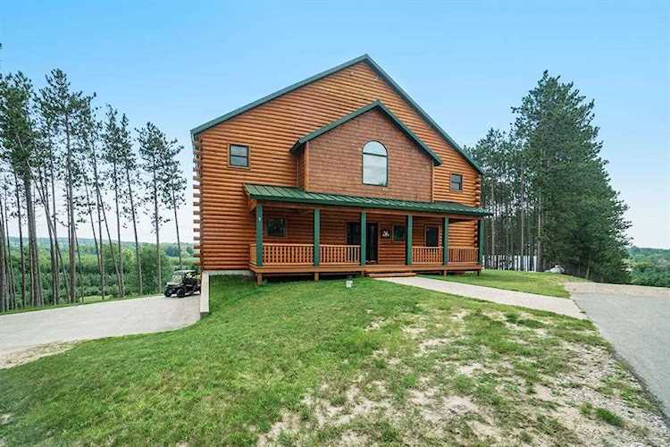 7431 N Dickerson Rd Bloomfield Twp, MI 49663