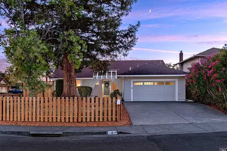 1 Welsh Court Petaluma, CA 94954