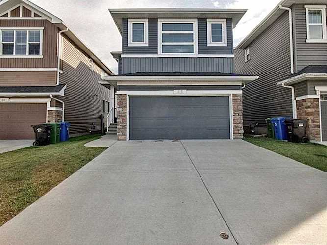 65 Redstone Dr NE Calgary, AB T3N 0N2