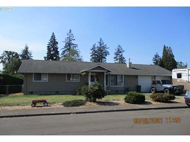 1074 N Moneda Ave Keizer, OR 97303