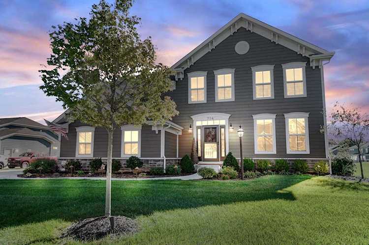 714 Kelburn Lane Pickerington, OH 43147