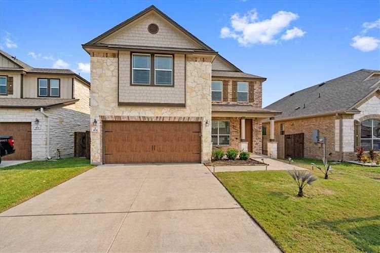 404 Kaden Prince DR Pflugerville, TX 78660