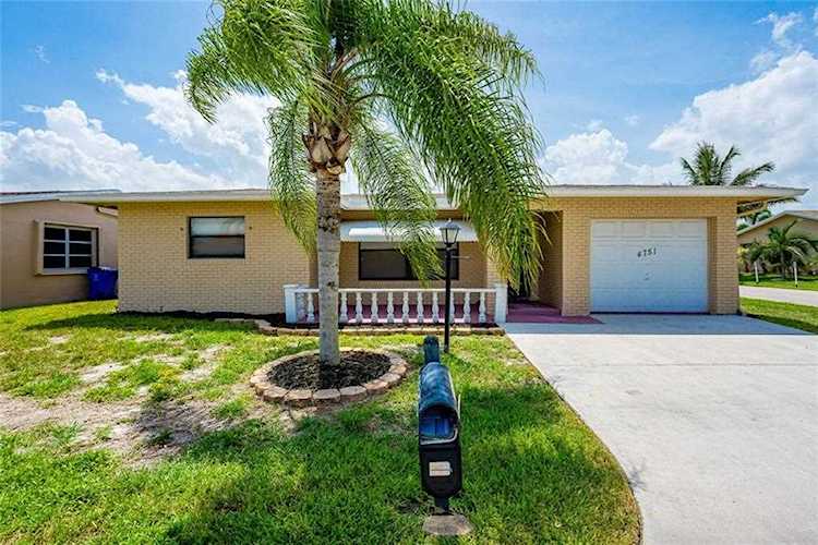 4751 NW 12th Dr Deerfield Beach, FL 33064