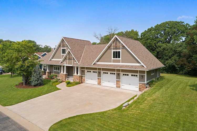1804 Ellie Court Eagan, MN 55122