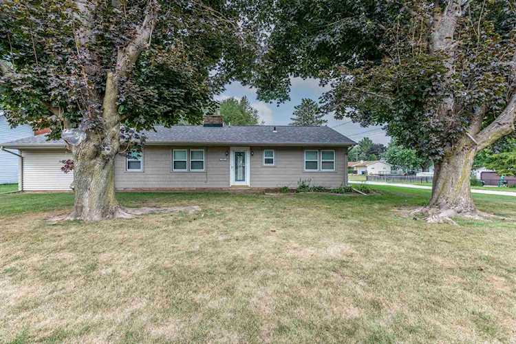 1305 Wisconsin St Le Claire, IA 52753