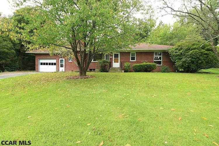 426 Loop Road Boalsburg, PA 16827