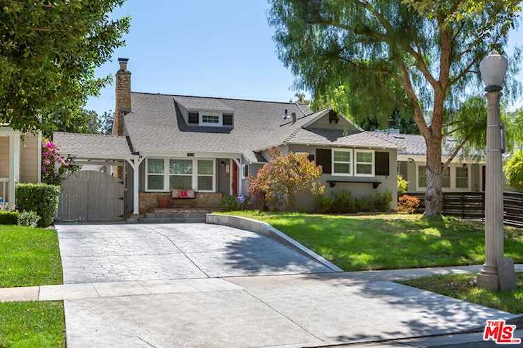 12120 Maxwellton Rd Studio City, CA 91604