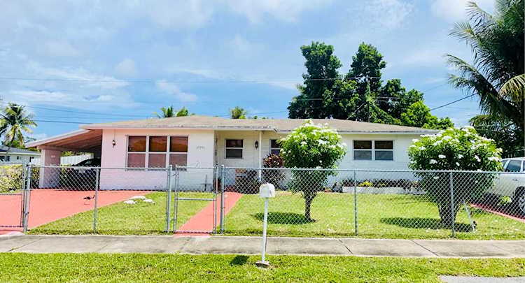 17201 SW 117th Court Miami, FL 33177