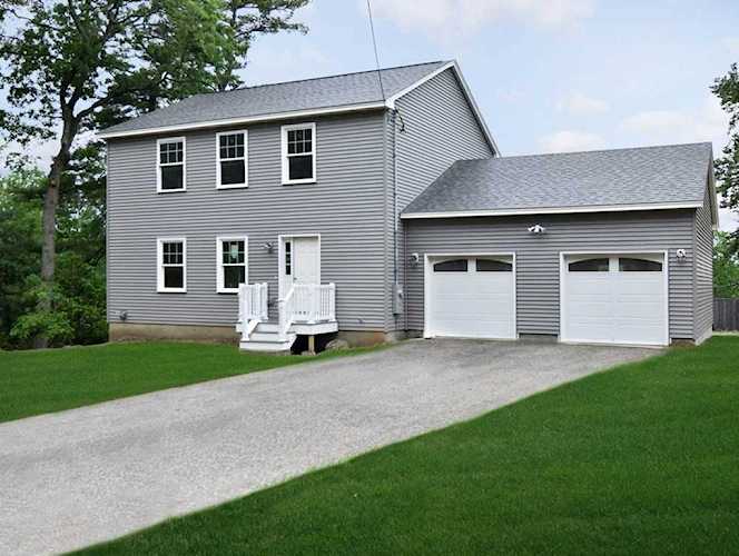 11 West Public St Freetown, MA 02702