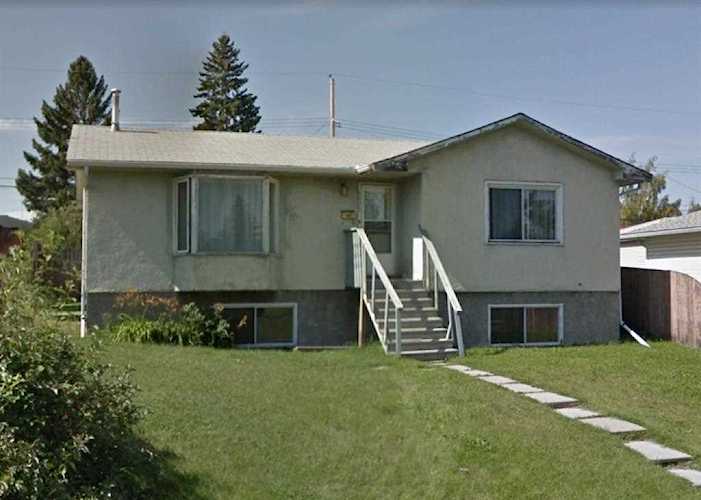 4627 70 St NW Calgary, AB T3B 2K7
