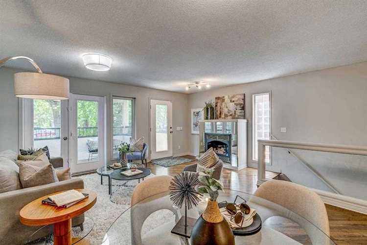 708 2 Ave NW #3 Calgary, AB T2N 0E3