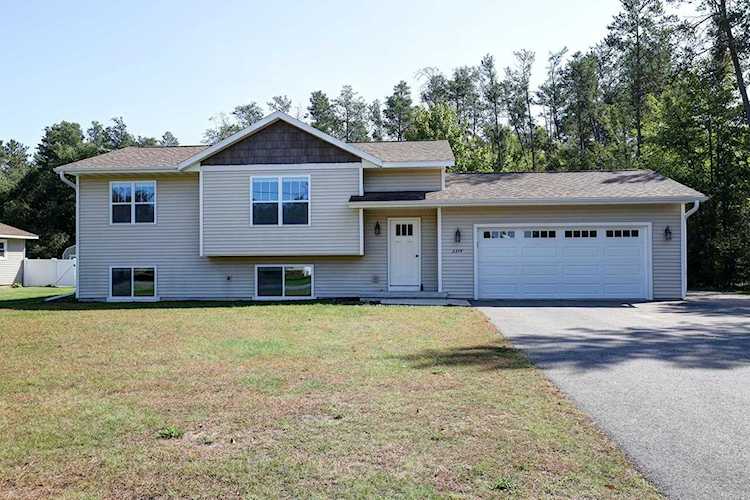 2344 Terracea Road Kronenwetter, WI 54455
