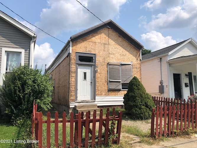 833 E Burnett Ave Louisville, KY 40217
